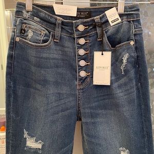 High Wasted Distressed Judy Blue Jeans  NWT 3/26